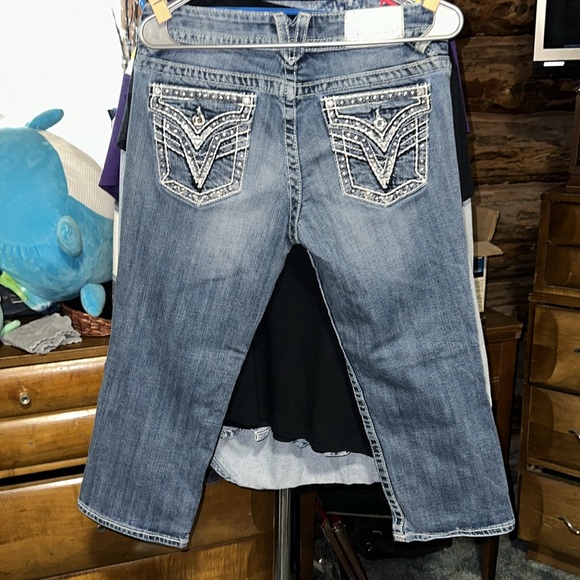 LOTS OF WEAR LEFT IN THESE SUPER CUTE VIGOSS THE NEW YORK BLING CAPRIS SIZE 9/10 - Picture 9 of 10